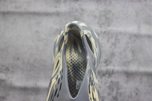 Yeezy Foam Runner Unisex Casual Sandals - GY3969