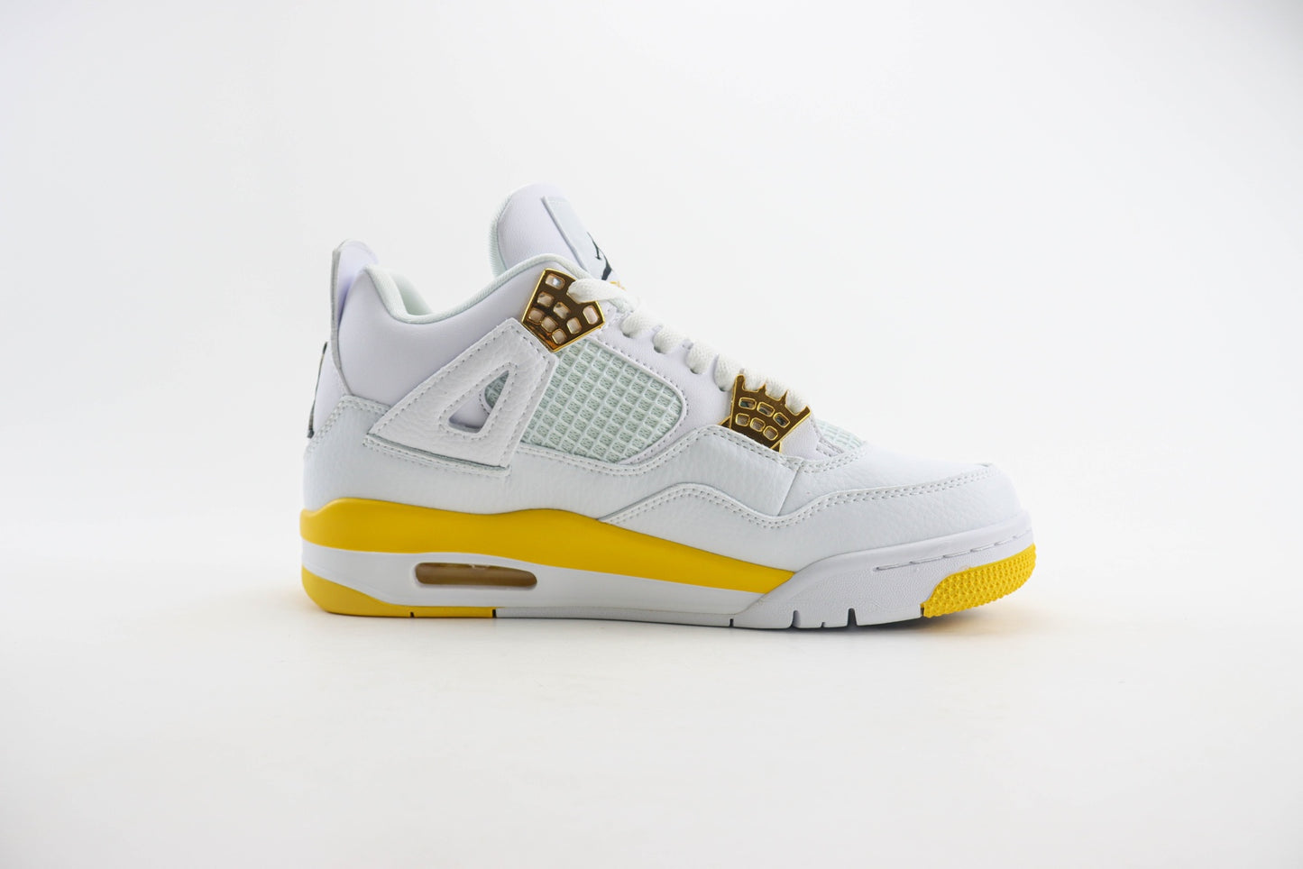 AJ4 Unisex Sneakers Shoes (AQ9129-101)