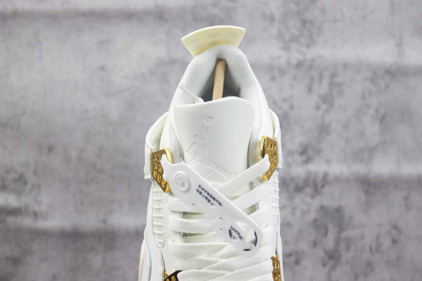 AJ4 Unisex "Vivid Sulfur" Sneakers Shoes (AQ9129-170 )