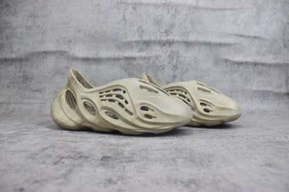 Yeezy Foam Runner Unisex Casual Sandals - GX4472