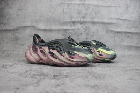 Yeezy Foam Runner Unisex Casual Sandals - IG9562