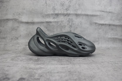Yeezy Foam Runner Unisex Casual Sandals - HP8739
