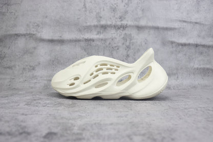 Yeezy Foam Runner Unisex Casual Sandals - FY4567