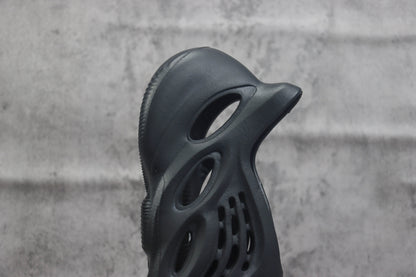 Yeezy Foam Runner Unisex Casual Sandals - GV7902