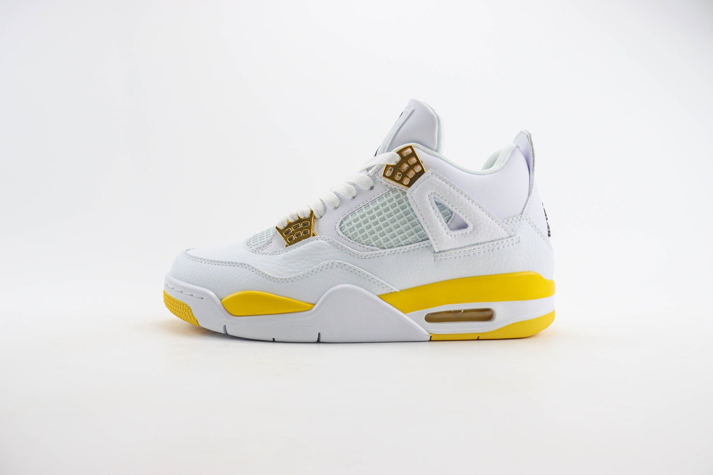 AJ4 Unisex Sneakers Shoes (AQ9129-101)